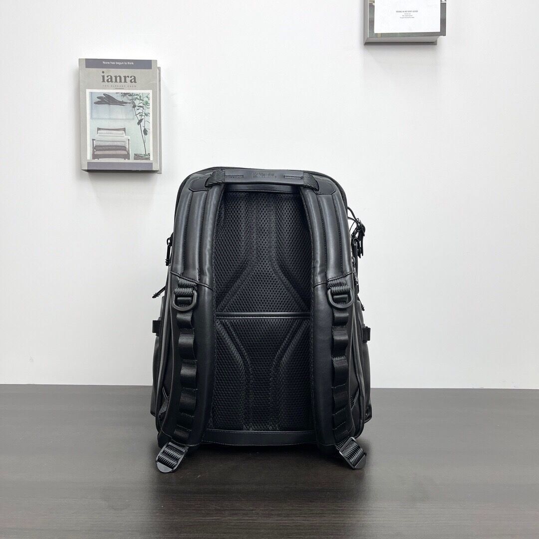 TUMI ALPHA BRAVO 