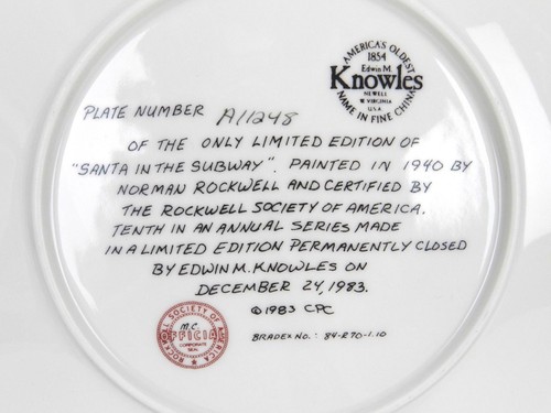 Santa in the Subway By Norman Rockwell - Knowles Porcelain Plate #A11248 IOB - Picture 4 of 6
