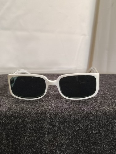 Ted Baker White Frames Sunglasses Not Original Glass Case But Will Come In. Case