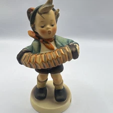 Vintage Goebel Germany  1975 Hummel  Figurine Accordion Boy #185 TMK 5