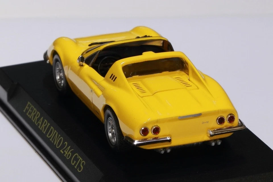 Ferrari Dino 246 GTS Modellino in metallo scala 1:43 - Immagine 4 di 4