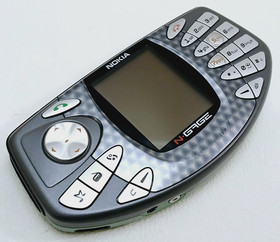 Nokia N-Gage Green Console / Phone &ndash; Rare &ndash; With Memory Card &ndash; For Parts Only