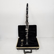 Selmer Bundy Student Clarinet w/ Hard Case as-is needs minor repair read 