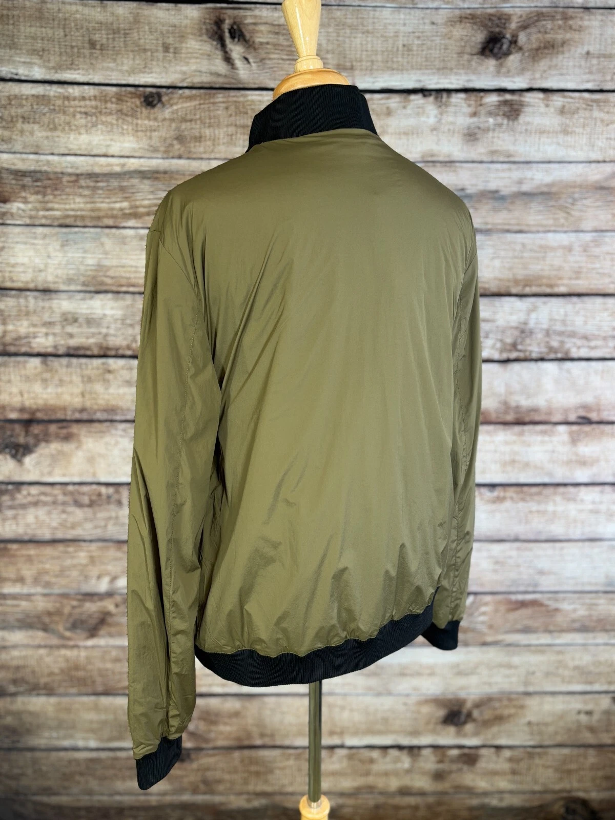 Giacca nylon Gucci Viaggio nuova con etichetta $1.450 taglia 48 (58 euro)