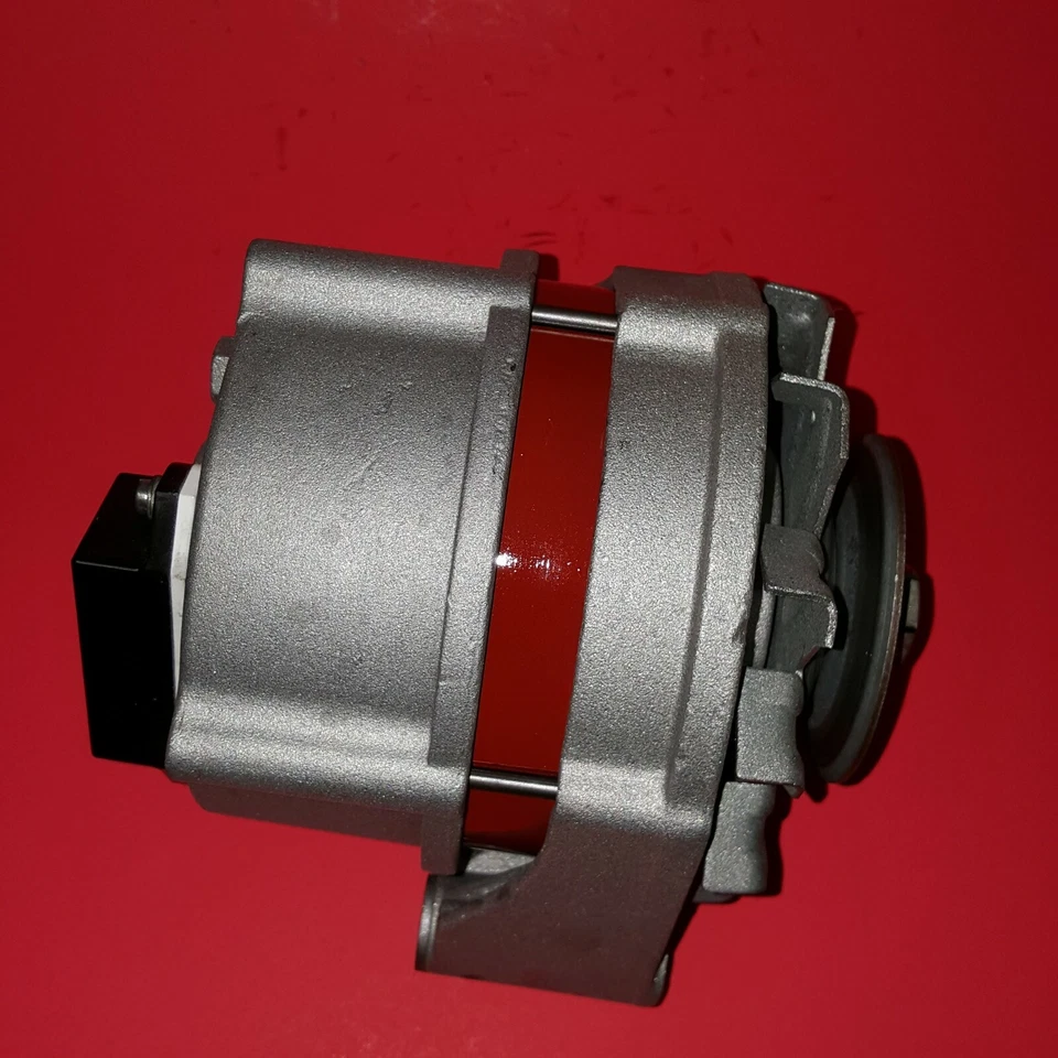 Mercedes Benz 500SEL 1984 to 1985 5.0L Engine  Alternator  - Image 2 of 4