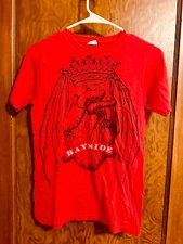 Red Bayside Punk Rock Band Anatomical Heart Shirt - Youth Large | Early 2000s