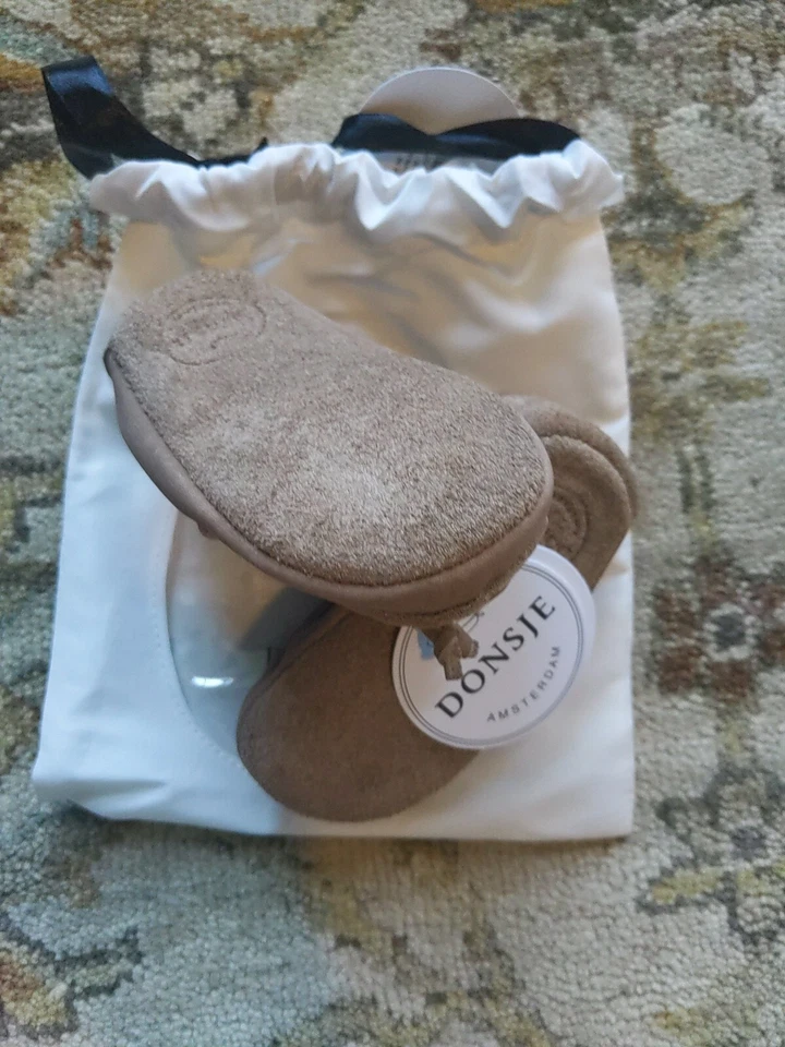 Zapato Donsje 6-12 Mos pico trufa nobuck suela suave. Zapatos de cuero hechos a mano Foto 4 de 4