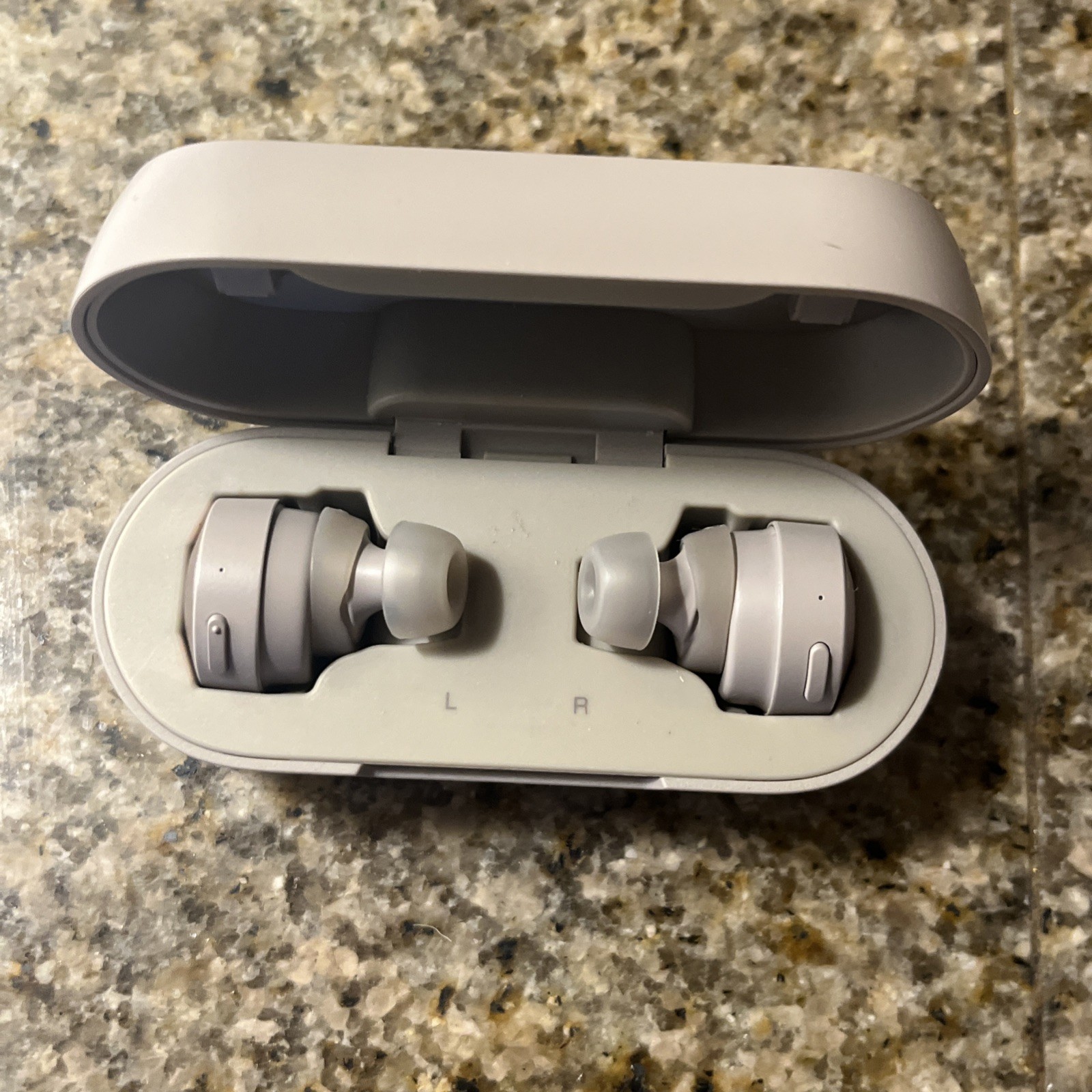 Audio-Technica Solid Bass ATH-CKS5TW True Wireless In-Ear Headphones Khaki