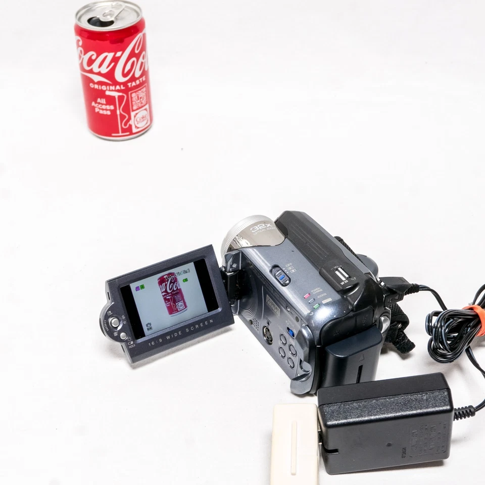 ⭐ JVC Everio GZ-MG37U 30GB Hard Disk Drive Camcorder + AC adapter TESTED ⭐ - Image 4 of 4