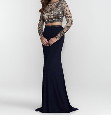 green emerald velvet dress Amazon.com: WIYMSHZ Women's Two Piece Prom Dresses Long V Neck Satin Formal  Evening Party Dress Black : Clothing, Shoes & Jewelry