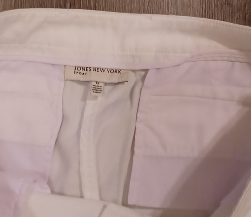 NWT Jones New York Sport White Shorts Size 12 Classic Cotton Classy Stylish NEW - Picture 8 of 12