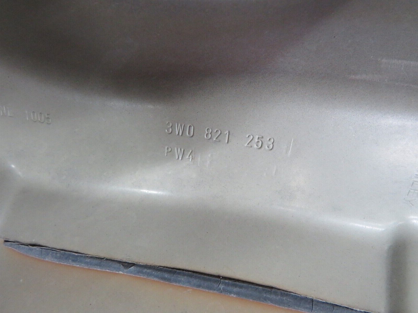 2006 BENTLEY FLYING SPUR FRONT RIGHT FENDER
