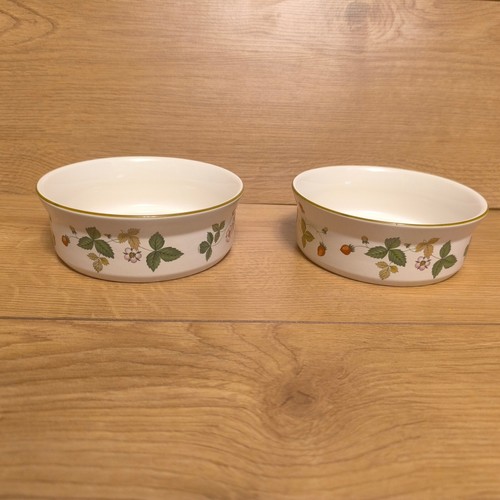 Wedgwood Wilde Erdbeere Ofen zum Tisch Dessert-/Müslischalen x 2, 13 cm, RAR - Bild 2 von 6