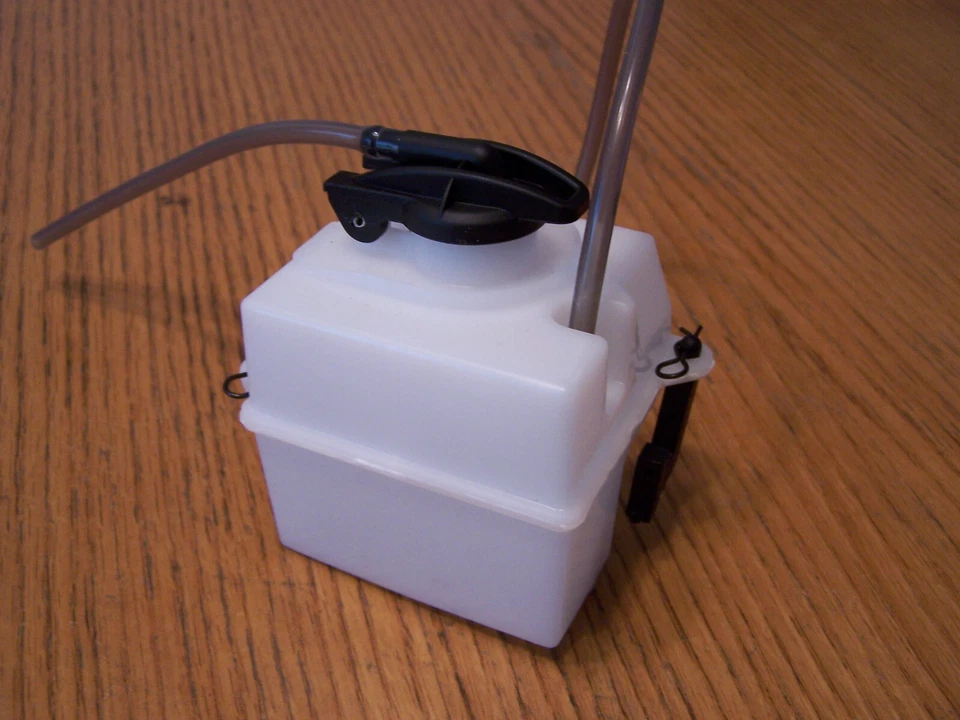 109083 HPI Savage X 4.6 Fuel Tank Fuel Lines Lid & Mounts 160cc Tubing 87149 - Image 3 of 4