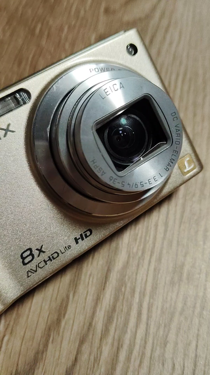 Panasonic DMC-LZ2 単3電池 単3電池で動く】Panasonic LUMIX DMC