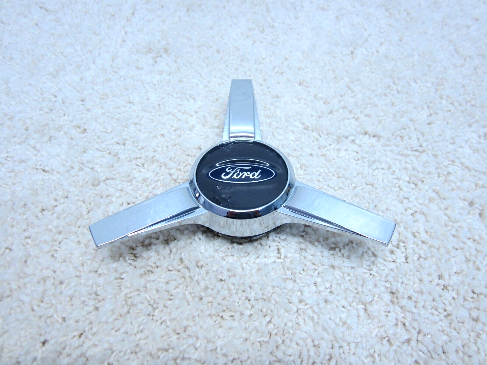 2005 - 2014 FORD MUSTANG OEM 17