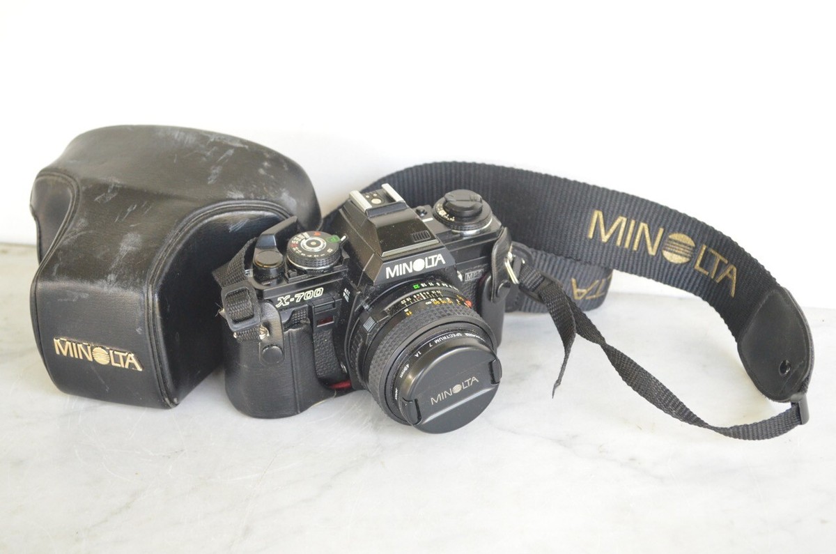 MINOLTA X-700 SLR Film Camera. MD 50mm 1.7 Prime Lens. Great MINOLTA X-700 SLR Film Camera. MD 50mm 1.7 Prime Lens. Great