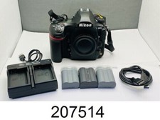 D850 Mint+50mm 1.8 + 3 Battries And Charger +shutter Count 400 - Price Lowered