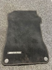 Mercedes-Benz SL R231 2018 Fußmatte vorne A2316800304 OOT9262 Mercedes-Benz SL R231 2018 Fußmatte vorne A2316800304 OOT9262