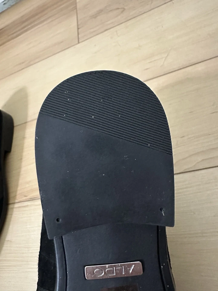 Mocasín Asaria Aldo de gamuza genuina negro sin cordones para hombre Foto 4 de 4