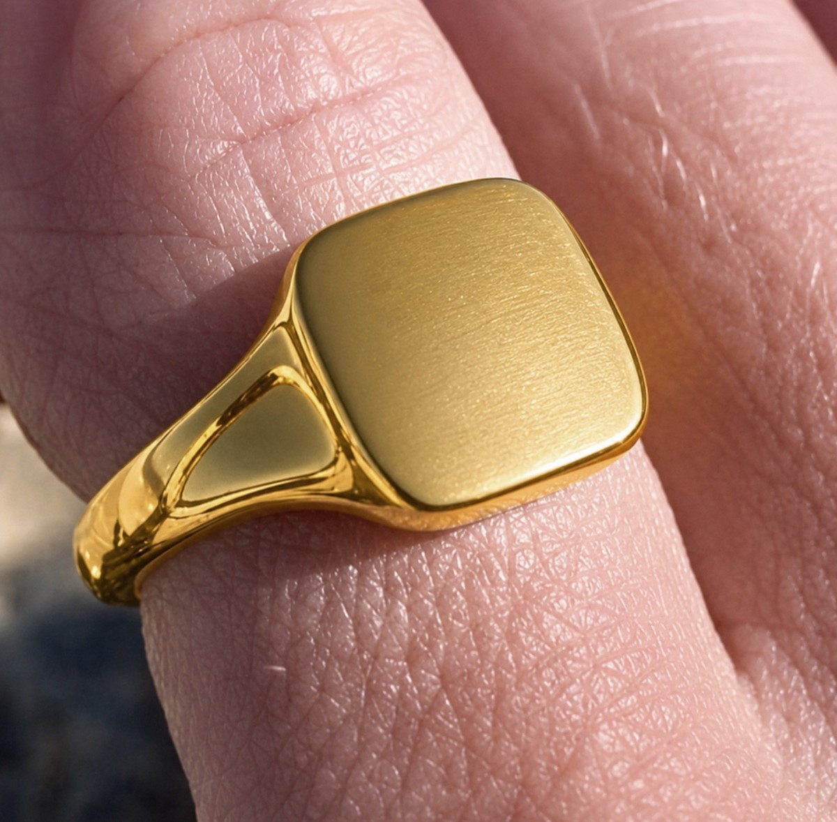 18 Kt, 22 Kt Real Solid Yellow Gold Scorpion Streetwear Signet