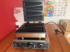 Electric Waffle Maker 4PCS Pine Tree Snack Cone Machine Lolly Stick Non-stick UK