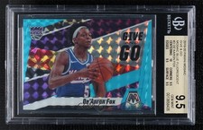2019 Mosaic Give and Go Fluorescent Blue Prizm 1/15 De'Aaron Fox #3 BGS 9.5 09br