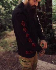 SC IRREGULARS IRREGULAR DEFENSE SHED BLOOD SHIRT NOT GBRS QILO WRMFZY FOG Sz XL