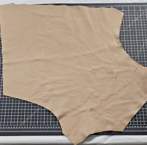 Full-Grain Leather Scraps | 1-2 sq ft Cowhide Offcuts | 1.4-1.6mm Multicoloured - Picture 3 of 25