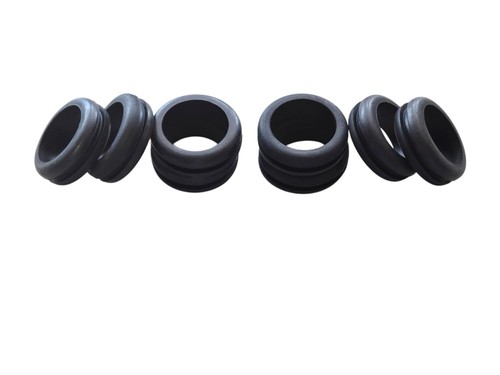 Paquete de 8 bujes de alambre de ojal de goma, identificación de 1-5/8", ranura de 3/16", se adapta a orificios de 2" - Imagen 2 de 4
