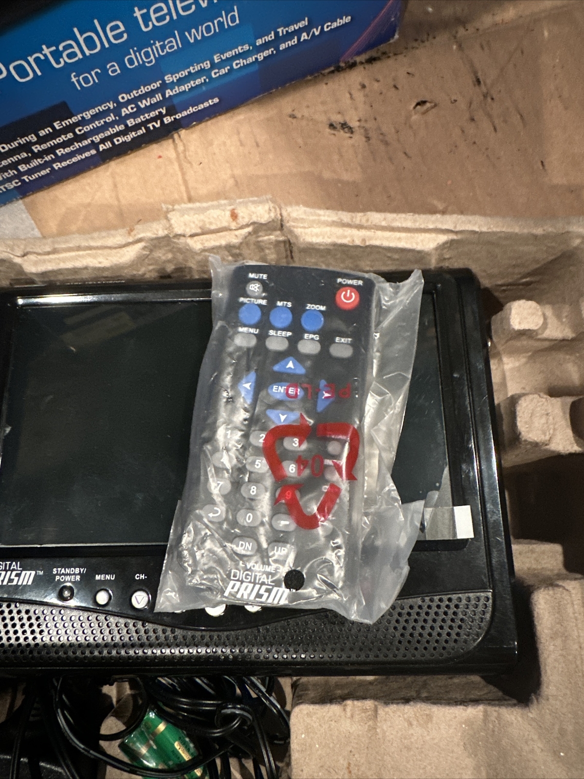 Digital Prism ATSC710 7" Portable Handheld LCD TV Built in ATSC/NTSC Tuner eBay