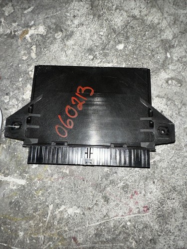 11-18 Volvo S60 Keyless Entry Communication Control Module Unit - Picture 3 of 5