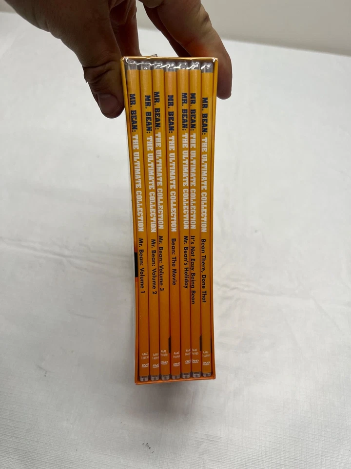 Mr. Bean: The Ultimate Collection (DVD, 2008, 7-Disc Set) New and Sealed - Image 3 of 4