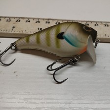 TOP QUALITY,OLD SCHOOL,BERKLEY- WAHEBULL 70 SHALLOW CRANK-PIKE FISHING LURE