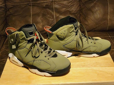 Nike Air Jordan 6 Retro x Travis Scott Sneakers, Size 12, READ