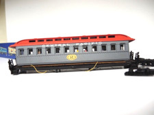 POCHER HO: carrozza pass.  art. 232/2  della Central Pacific originale   rif. 98