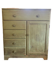 VINTAGE WOOD DRESSER - GEM BABY LAND FURNITURE - 5 DRAWER , 1 CABINET