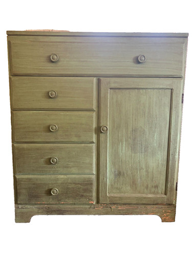 VINTAGE WOOD DRESSER - GEM BABY LAND FURNITURE - 5 DRAWER , 1 CABINET