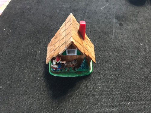 Vintage Toy Slide Viewer of Red Riding Hood Story w/ Wolf in Swiss Chalet GESCH - Picture 2 of 7