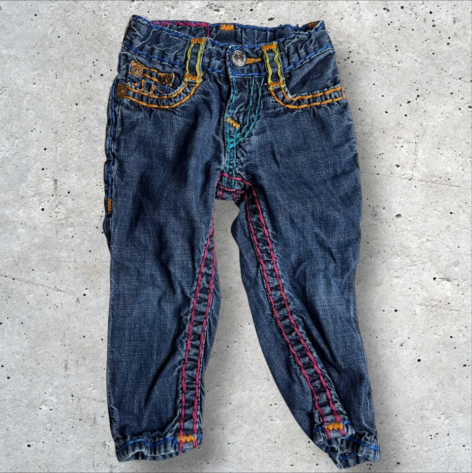 Jeans True Religion feminino Julie Rainbow Super T tamanho 12/18 meses - Imagem 2 de 4