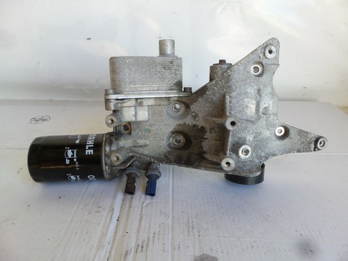 VW PASSAT CC 3CC 2,0TSI Ez10 Ölkühler mit Halter Ölfilter Stutzen 06J117021J