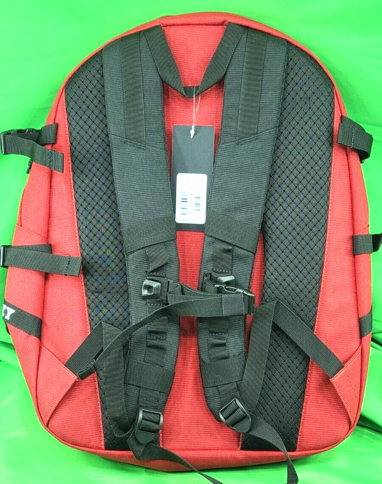 Mochila universitária Oakley 921533ovt-487 vermelha - Imagem 3 de 4