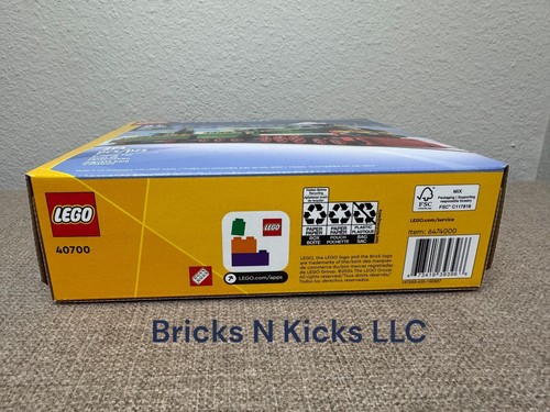 LEGO Creator 40700 - Winter Holiday Train - New / Sealed - Picture 7 of 12