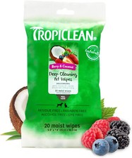 TropiClean Deep Cleansing Berry & Coconut Wipes Alcohol free paraben free