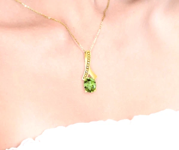 925 Silver Yellow Gold Plated 2.10 Carats Oval Cut Green Peridot Pendant Jewelry - Image 4 of 4