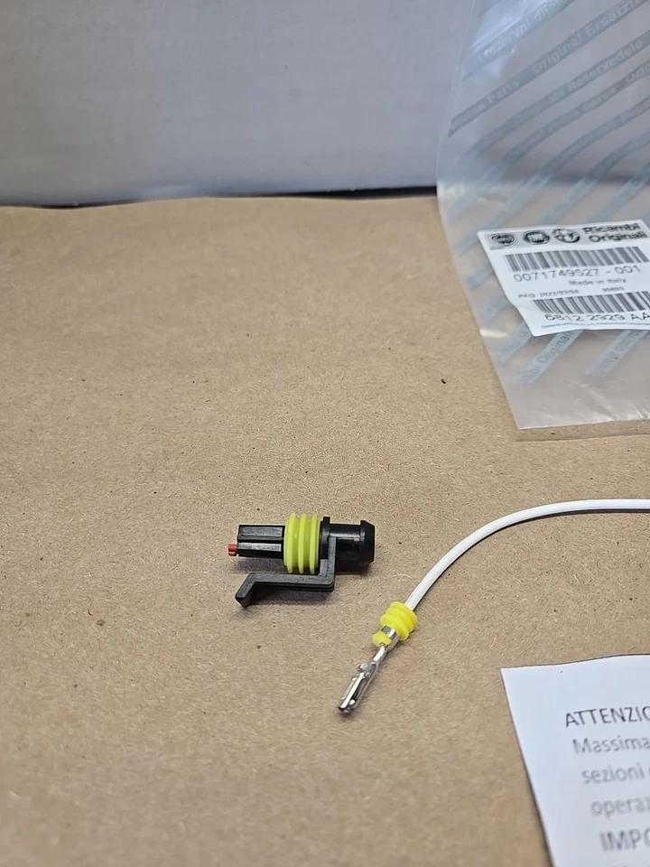 Kit de reparo de chicote de fios 71749527 ALFA ROMEO FIAT LANCIA FABRICANTE DE EQUIPAMENTO ORIGINAL - Imagem 2 de 4