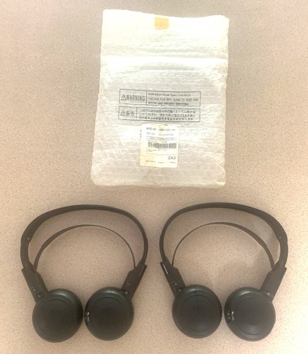2 - Honda Odyssey Wireless Headphones - 39597-TZ5-A000 - Used