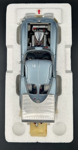 Danbury Mint 1963 Chevy Corvette Pro Mod Dragster Blue 1/24 Diecast Car - Picture 4 of 8