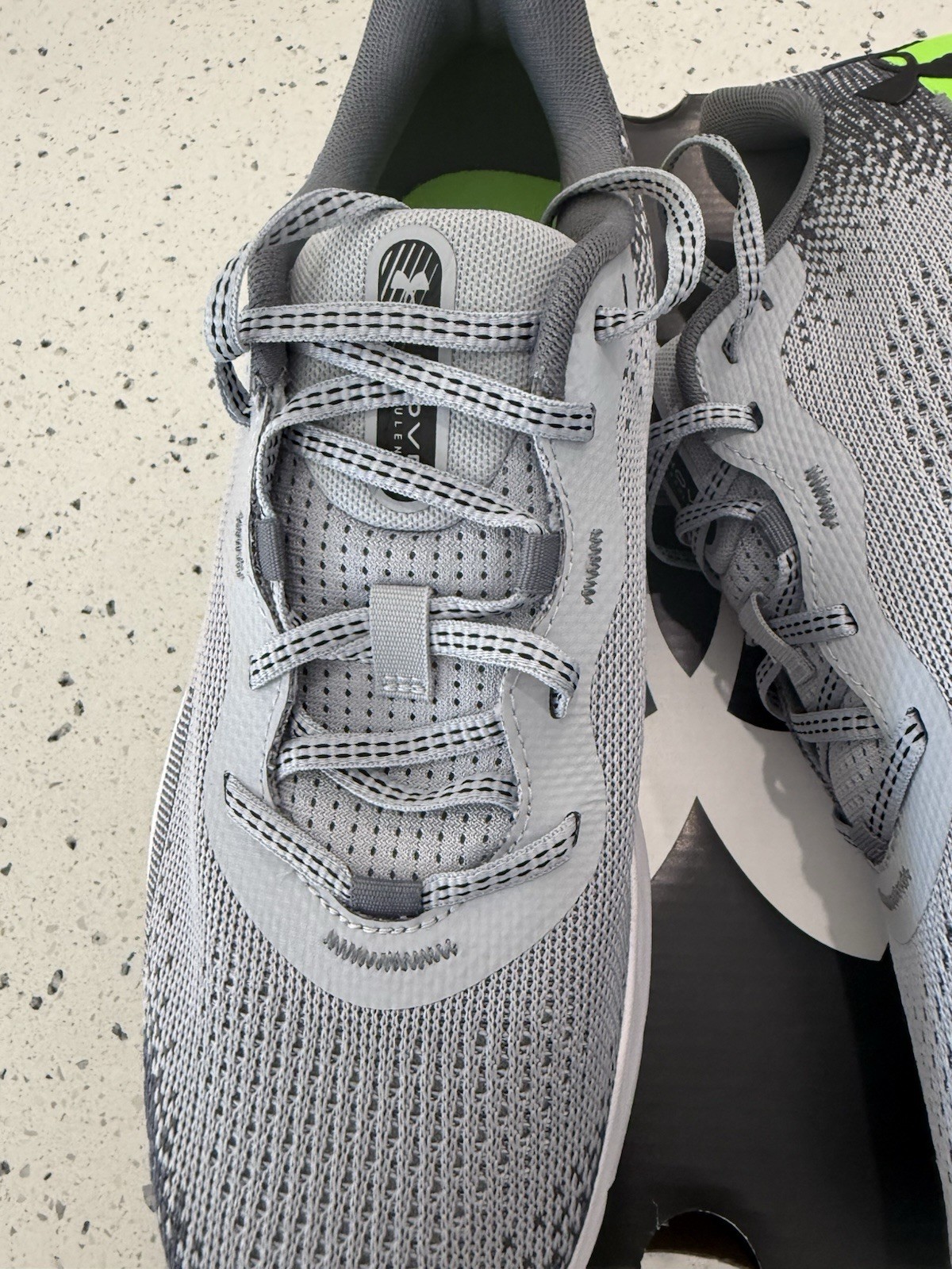 NEW MENS UNDER ARMOUR SZ 8.5 SHOES HOVR TURBULENCE thumbnail 3