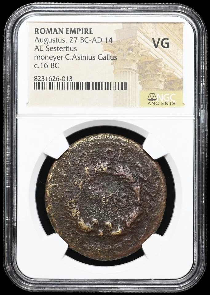 IMPERIO ROMANO. Augusto, 27 a.C. hasta AD 14. Æ Sestercio, NGC EN MUY BUEN ESTADO Foto 3 de 4
